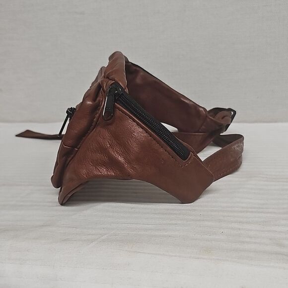 VICTORIA LEATHER CO. FANNYPACK BFPM-04-269 - Picture 2 of 6